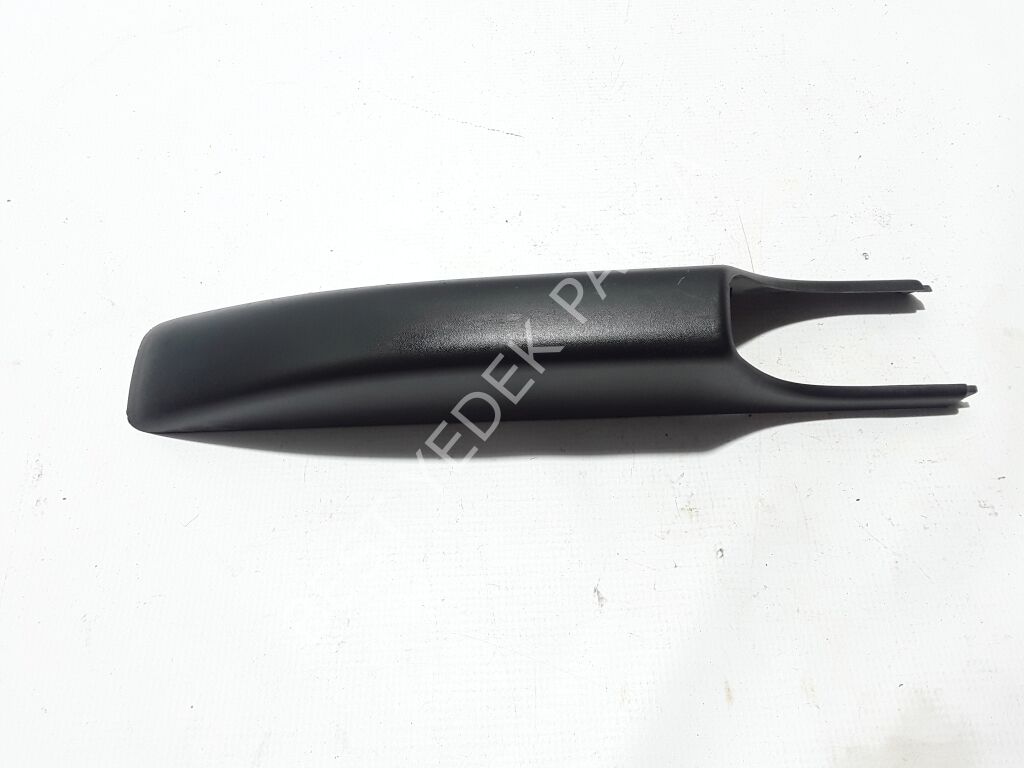 OE 738861379R-TAVAN BARI SAĞ ARKA KAPAĞI SANDERO II