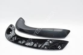 SAĞ ÖN KAPI İÇ TUTAMAK MEGANE III FLUENCE