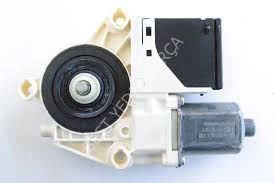 SOL ÖN CAM KRIKOSU MOTORU MEGANE III