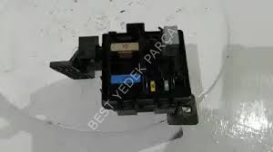 OE 243510001R-SIGORTA VE RÖLE KUTUSU MEGANE III