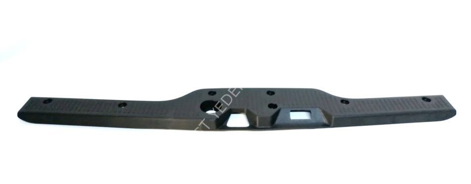 OEM 849218441R-BAGAJ EŞİK KAPLAMASI