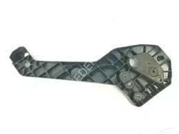 OE 678909486R-KALORİFER KAZANI BAĞLANTI AYAĞI SAĞ TRAFIC III